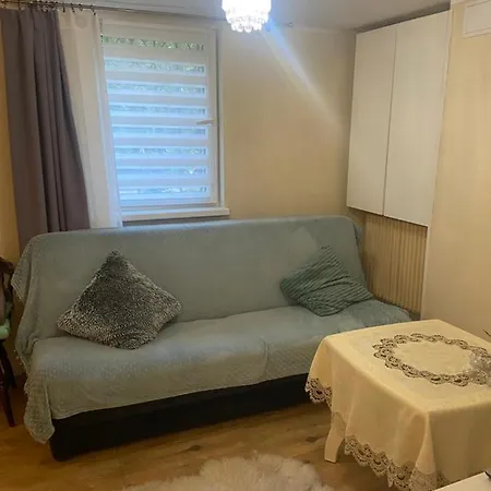 Apartment Maly Apartament Z Kuchnia I Lazienka