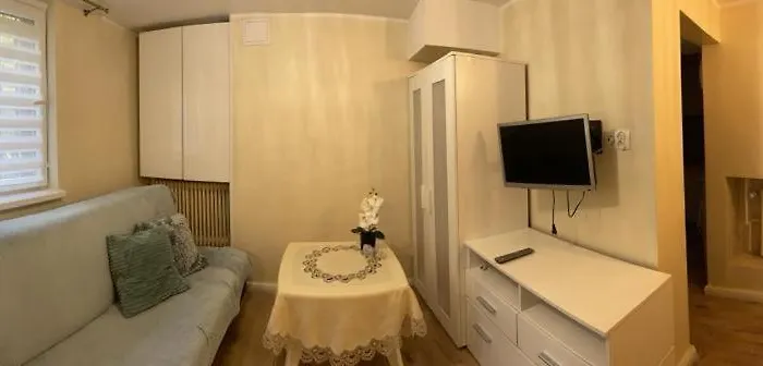 Lejlighed Maly Apartament Z Kuchnia I Lazienka Stettin