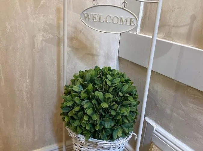 Maly Apartament Z Kuchnia I Lazienka